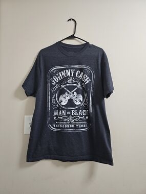 Johnny Cash "Man in Black" Graphic Tee | Charcoal Gray | XL Crossed Guitars